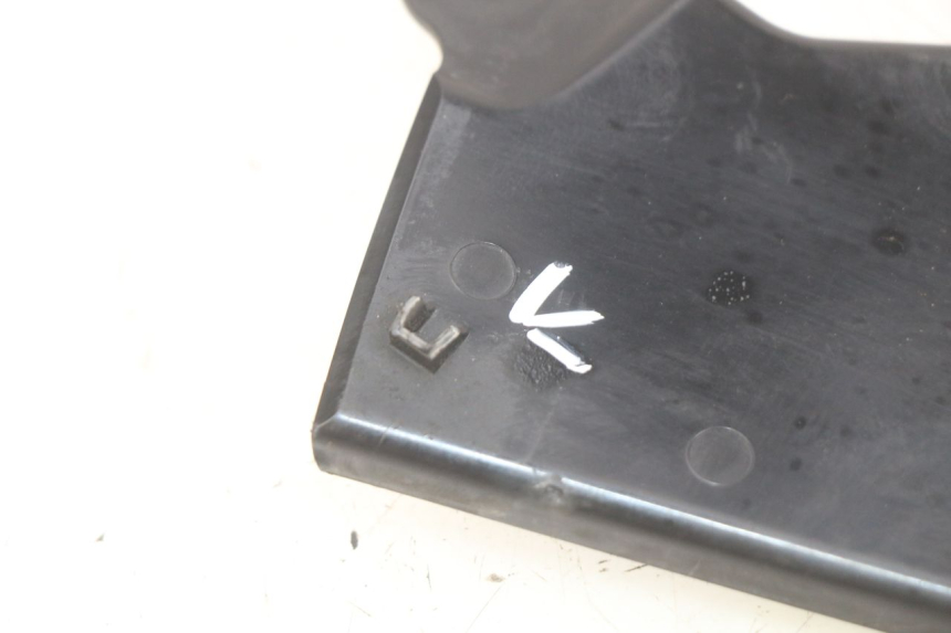 photo de BOVENSTE ACHTERKAP VERBINDING KAWASAKI Z 750 (2007 - 2013) - Technische close-up