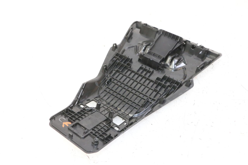 photo de BOVENSTE ACHTERKAP VERBINDING SEGWAY NINEBOT ZT3 PRO 1 - Bevestigingspunten