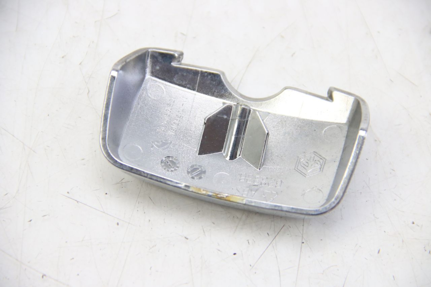 photo de ACHTERKAP VERBINDING PIAGGIO VESPA GTS SUPER IE 125 (2009 - 2016) - Andere kijkhoek