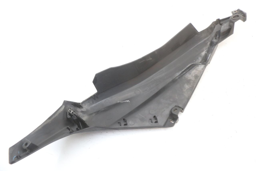 photo de ACHTERKAP VERBINDING YAMAHA XMAX X-MAX ABS 125 (2017 - 2020) - Overzicht