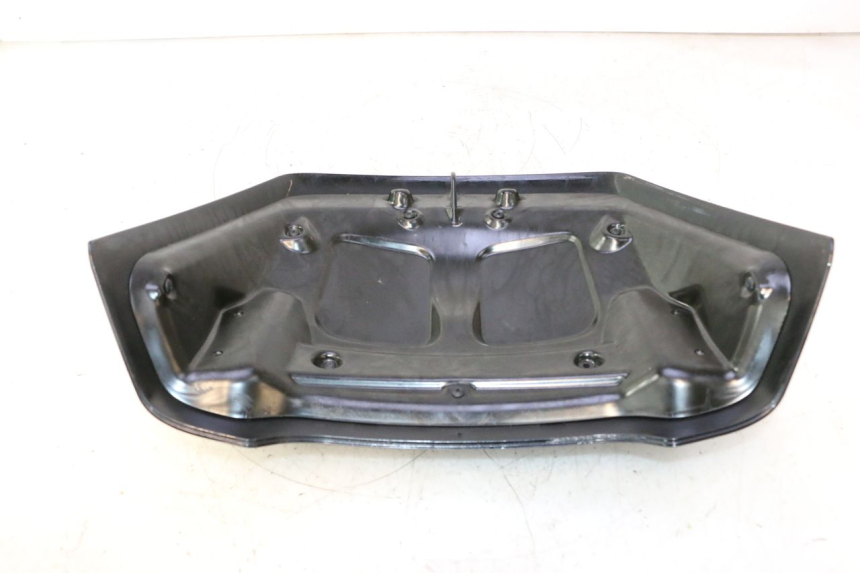 photo de ACHTERKAP VERBINDING PIAGGIO X8 STREET 125 (2006 - 2007) - Bevestigingspunten