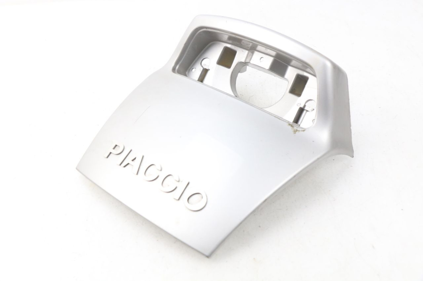 photo de ACHTERKAP VERBINDING PIAGGIO X9 125 (2000 - 2003) - Hoofdaanzicht