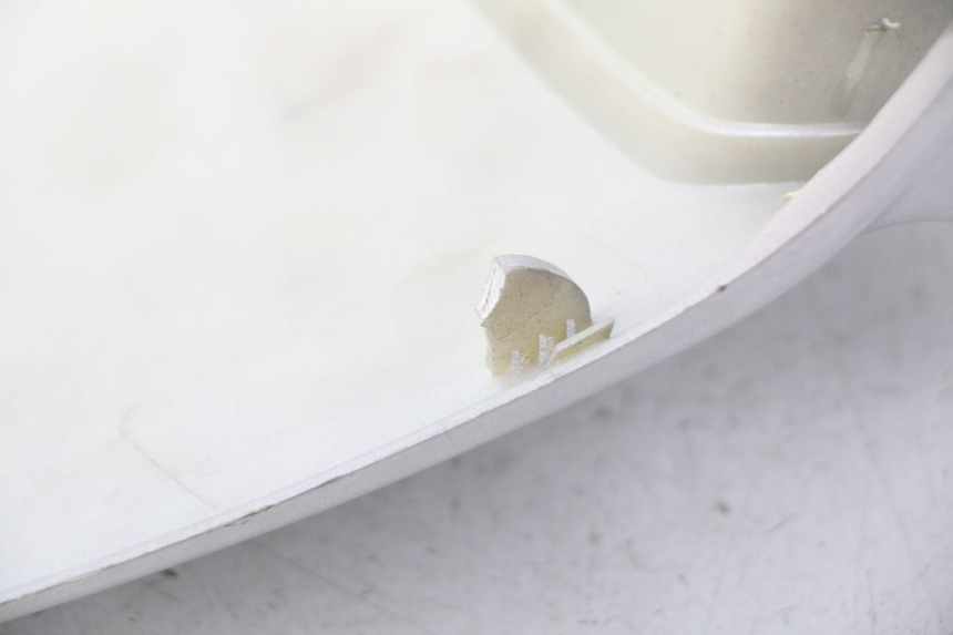 photo de ACHTERKAP VERBINDING PIAGGIO X9 125 (2000 - 2003) - Andere kijkhoek