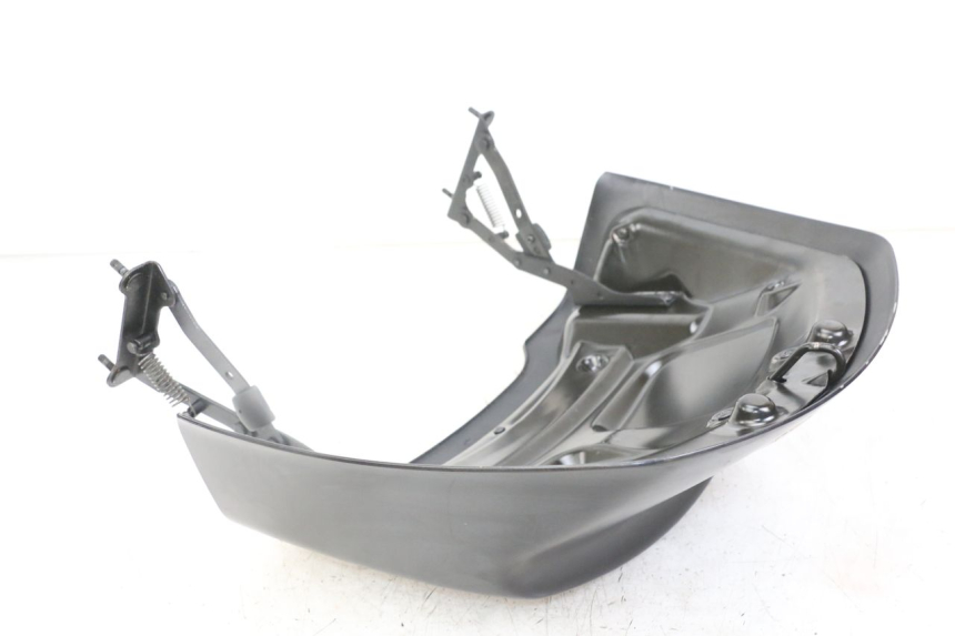 photo de ACHTERKAP VERBINDING PIAGGIO XEVO - X EVO 125 (2007 - 2017) - Andere kijkhoek