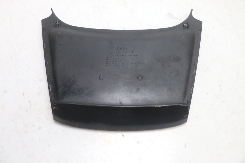 photo de ACHTERKAP VERBINDING YAMAHA XP T-MAX ABS 500 (2005 - 2005) - Detail van het onderdeel