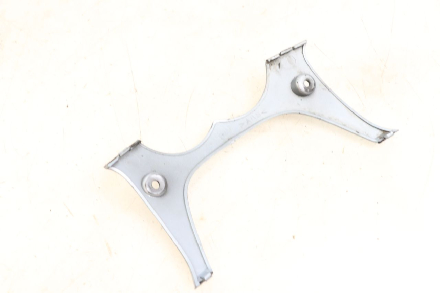 photo de ACHTERKAP VERBINDING YAMAHA YN NEO'S 50 (1997 - 2004) - Detail van het onderdeel