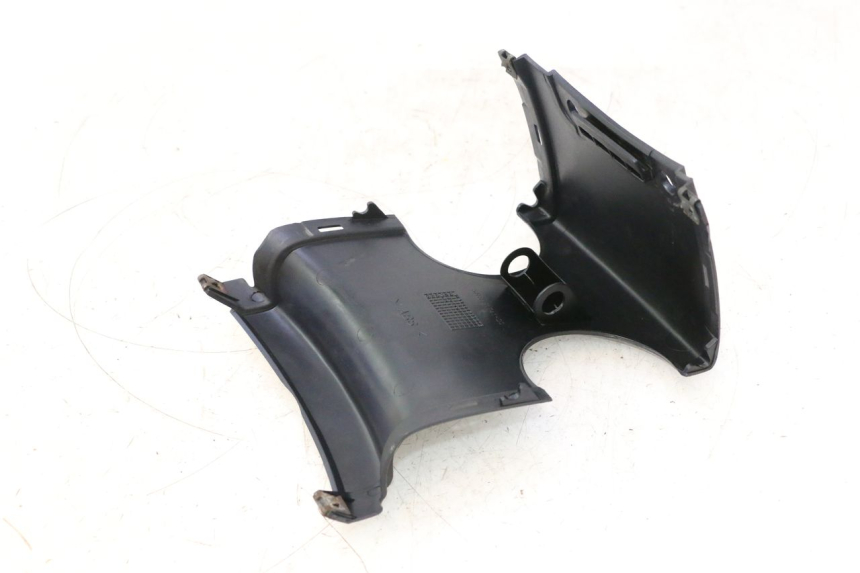 photo de ACHTERKAP VERBINDING YAMAHA YP MAJESTY 125 (2002 - 2006) - Detail van het onderdeel