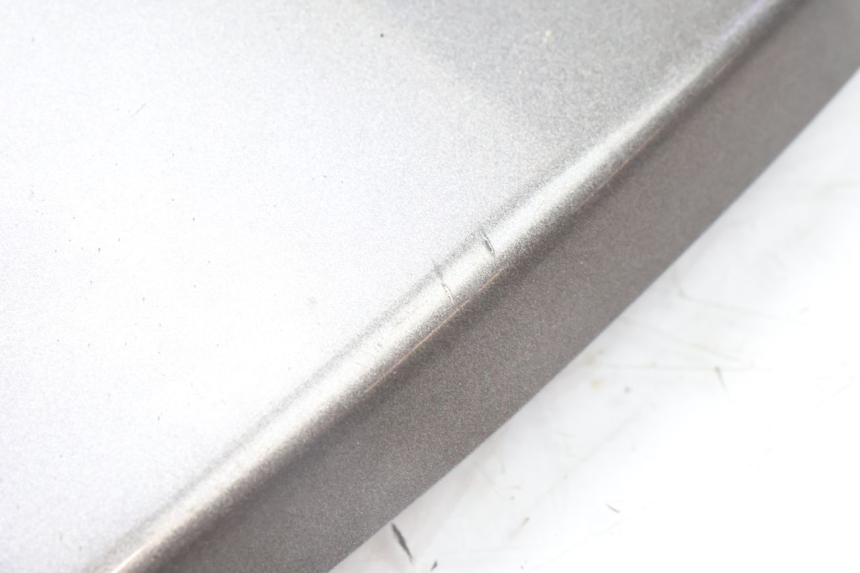 photo de ACHTERKAP VERBINDING KAWASAKI ZZR 600 (1995 - 2004) - Detail van het onderdeel