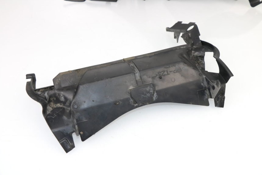 photo de VOORSTE KUIPVERBINDING YAMAHA FJR ABS 1300 (2006 - 2012) - Gecontroleerd onderdeel