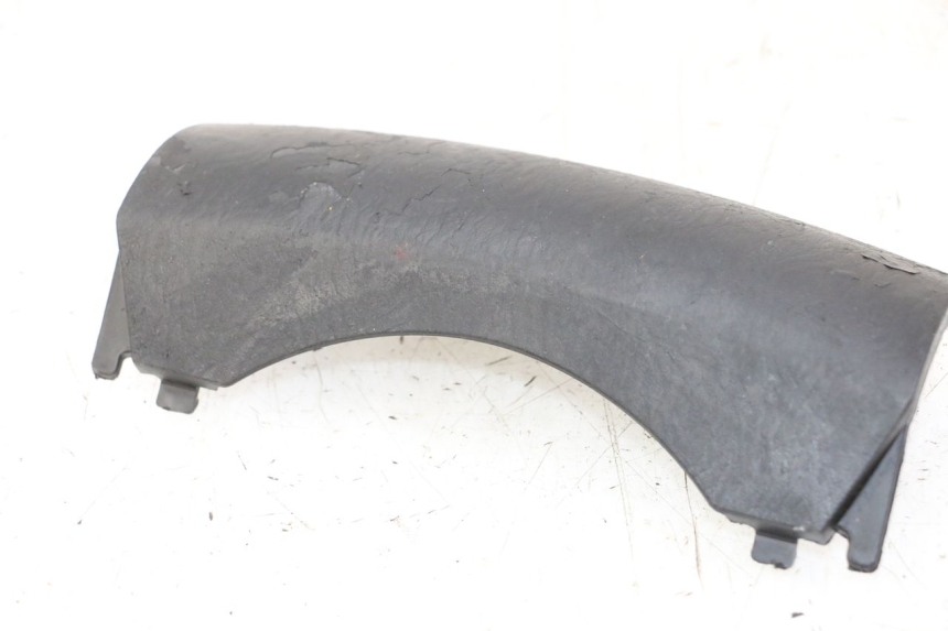 photo de VOORSTE KUIPVERBINDING HONDA FES S-WING SWING 125 (2007 - 2015) - Detail van het onderdeel