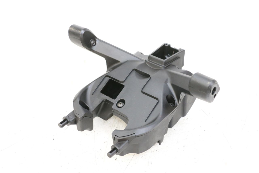 photo de VOORSTE KUIPVERBINDING HUSQVARNA SVARTPILEN 401 (2018 - 2023) - Zoom op gebruiksstaat