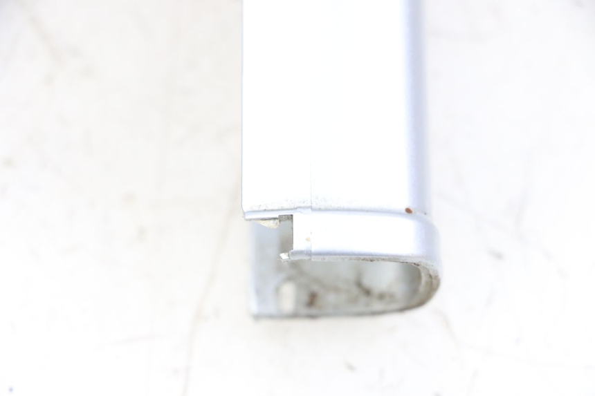 photo de VOORSTE ONDERKAP VERBINDING PEUGEOT 103 VOGUE VS2 50 (2004 - 2017) - Zoom op gebruiksstaat