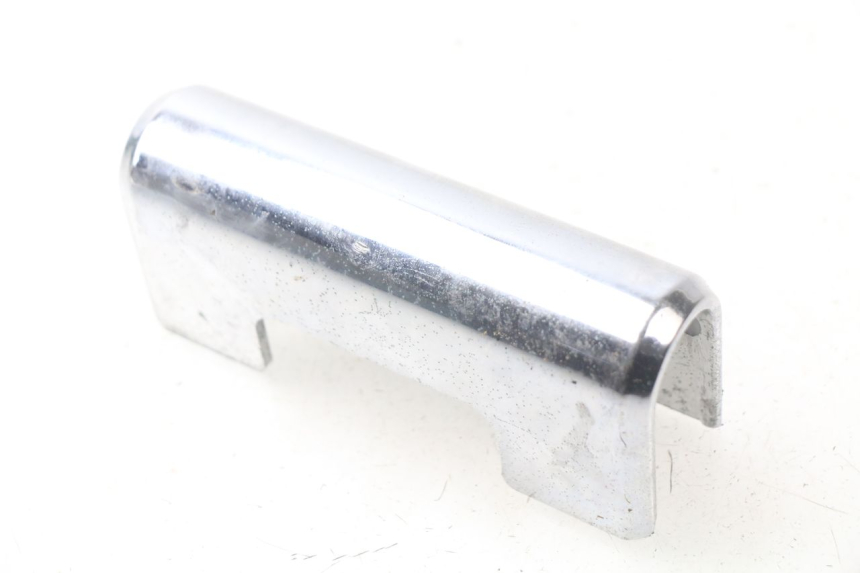 photo de VOORSTE ONDERKAP VERBINDING HYOSUNG AQUILA GV 125 (2009 - 2016) - Andere kijkhoek