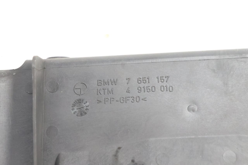 photo de VOORSTE ONDERKAP VERBINDING BMW C1 125 (2000 - 2003) - Bevestigingspunten