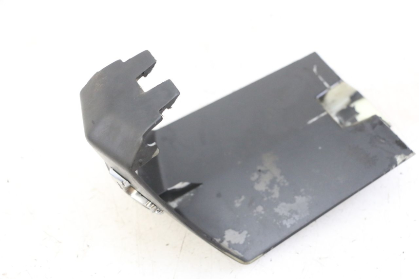 photo de VOORSTE ONDERKAP VERBINDING PEUGEOT CITYSTAR 50 (2013 - 2017) - Detail van het onderdeel