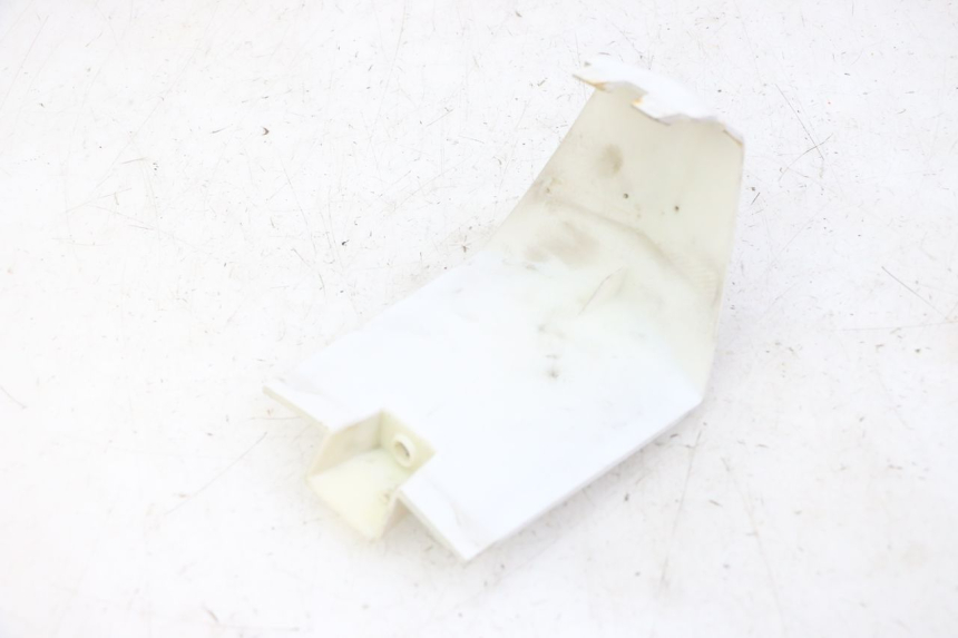 photo de VOORSTE ONDERKAP VERBINDING PEUGEOT CITYSTAR 50 (2013 - 2017) - Zoom op gebruiksstaat