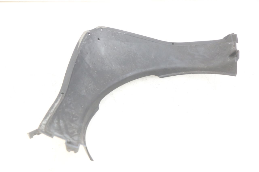 photo de VOORSTE ONDERKAP VERBINDING KYMCO DINK STREET 125 (2009 - 2014) - Detail van het onderdeel