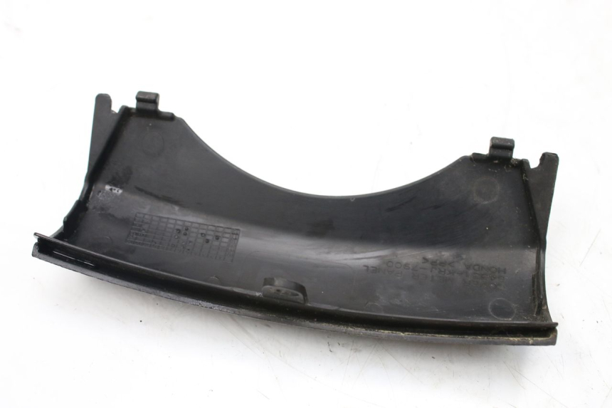 photo de VOORSTE ONDERKAP VERBINDING HONDA FES S-WING SWING ABS 125 (2007 - 2015) - Detail van het onderdeel