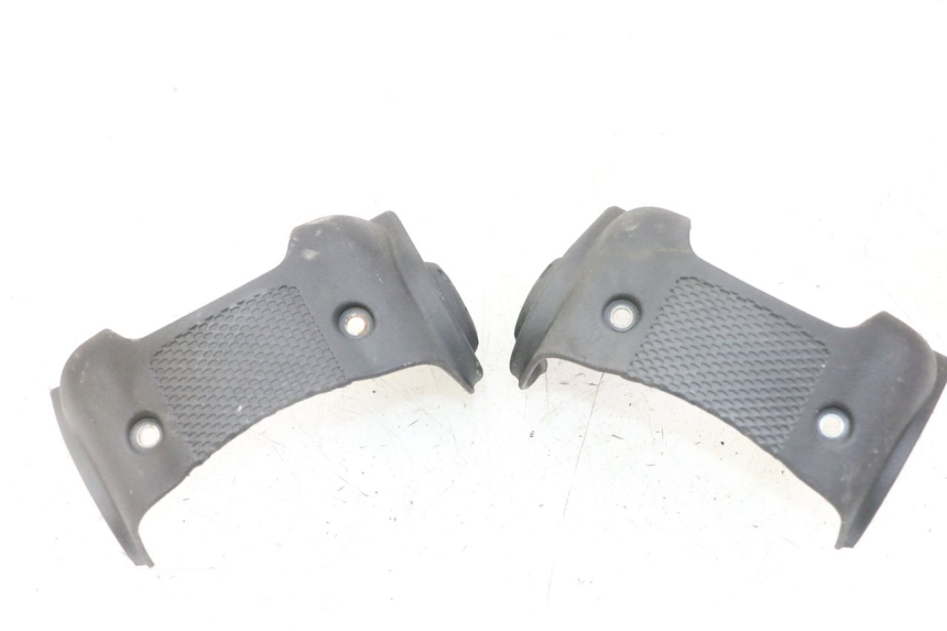 photo de VOORSTE ONDERKAP VERBINDING PIAGGIO IE MP3 YOURBAN 300 (2011 - 2016) - Hoofdaanzicht