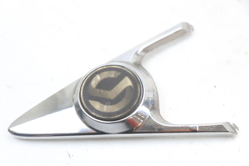 photo de VOORSTE ONDERKAP VERBINDING SYM JOYRIDE EVO 125 (2009 - 2016) - Detail van het onderdeel