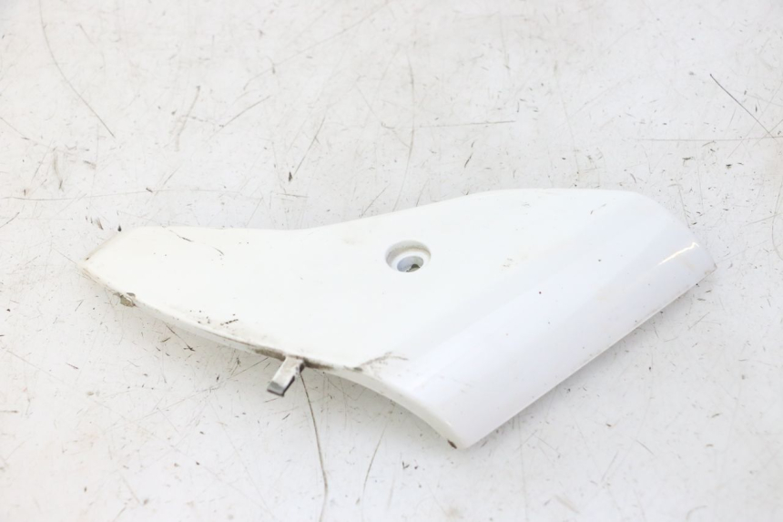 photo de VOORSTE ONDERKAP VERBINDING PIAGGIO LXV 4T 50 (2009 - 2013) - Bevestigingspunten