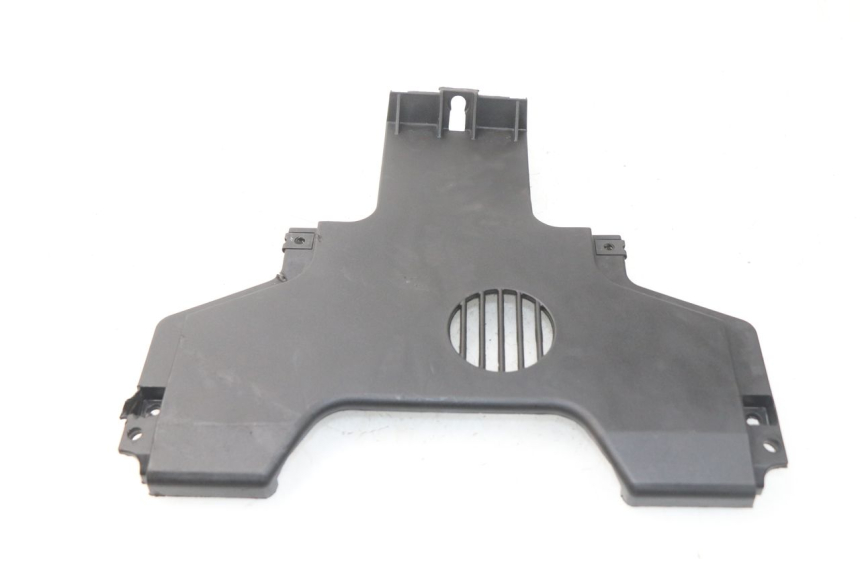 photo de VOORSTE ONDERKAP VERBINDING PIAGGIO MP3 HPE 500 (2019 - 2022) - Technische close-up