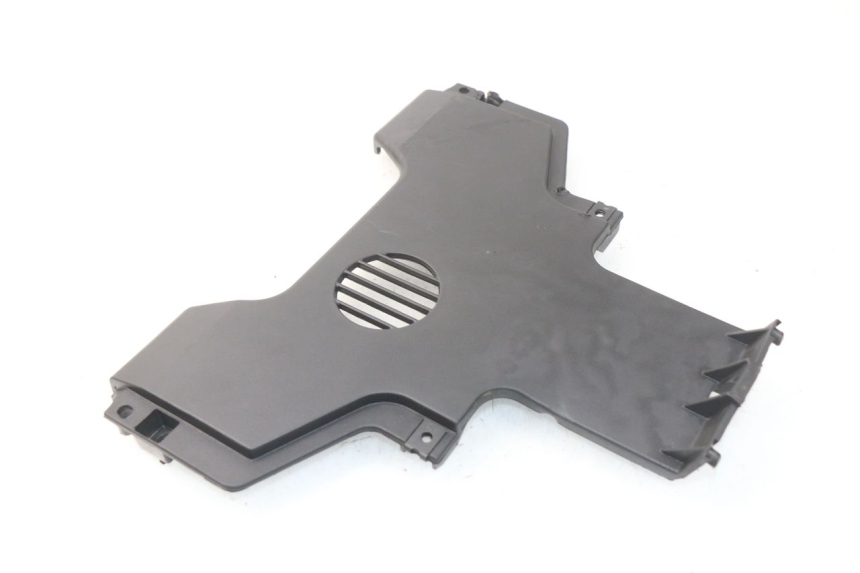 photo de VOORSTE ONDERKAP VERBINDING PIAGGIO MP3 HPE 500 (2019 - 2022) - Overzicht