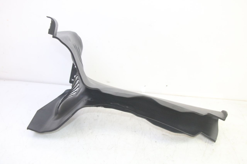 photo de VOORSTE ONDERKAP VERBINDING PIAGGIO MP3 HPE 350 (2018 - 2020) - Technische close-up