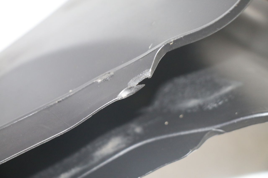 photo de VOORSTE ONDERKAP VERBINDING PIAGGIO MP3 HPE 350 (2018 - 2020) - Bevestigingspunten