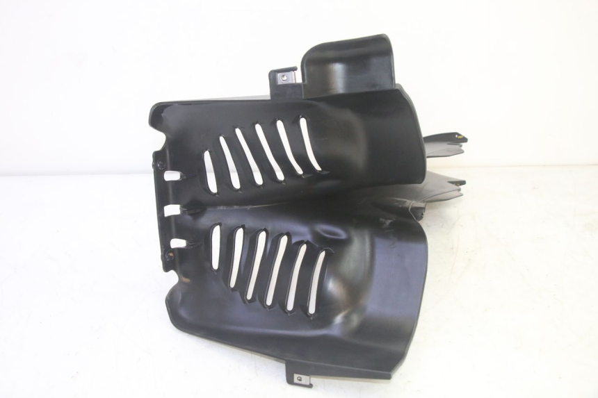 photo de VOORSTE ONDERKAP VERBINDING PIAGGIO MP3 HPE 350 (2018 - 2020) - Staat van het oppervlak