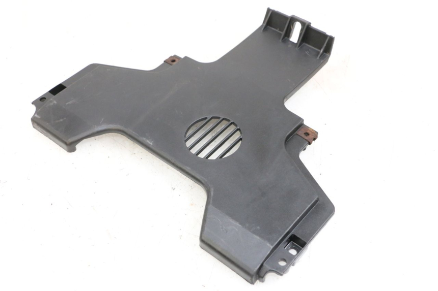 photo de VOORSTE ONDERKAP VERBINDING PIAGGIO MP3 500 (2011 - 2015) - Andere kijkhoek