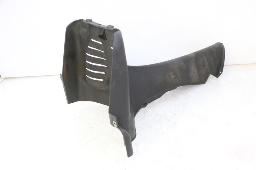 photo de VOORSTE ONDERKAP VERBINDING PIAGGIO MP3 RL 250 (2006 - 2010) - Bevestigingspunten