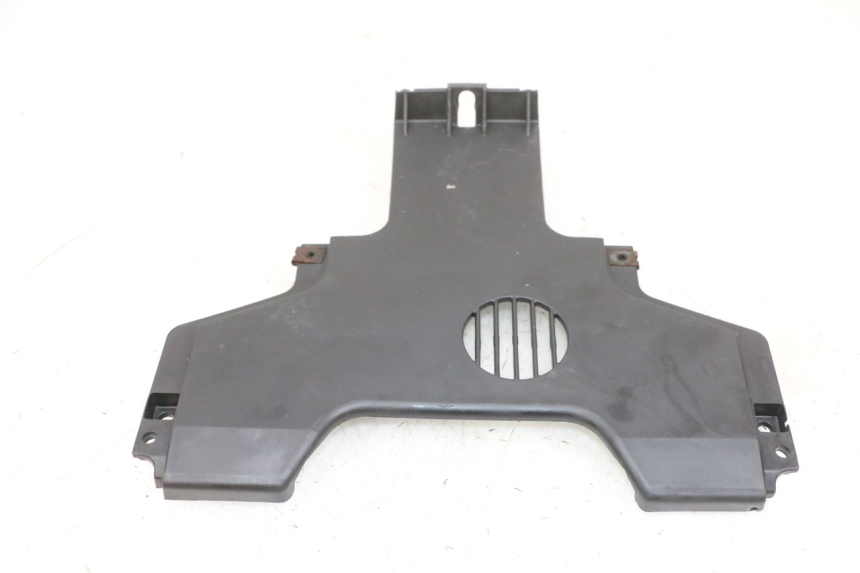 photo de VOORSTE ONDERKAP VERBINDING PIAGGIO MP3 500 (2016 - 2018) - Technische close-up