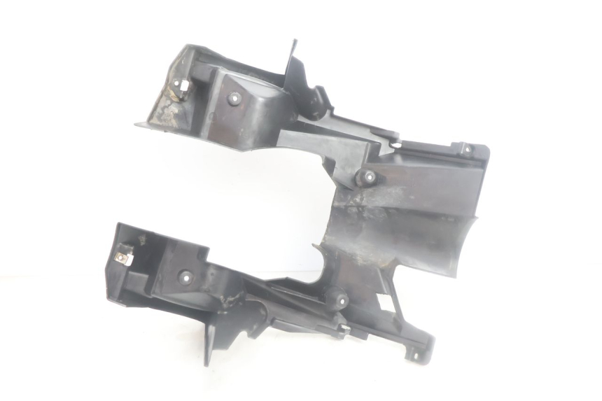 photo de VOORSTE ONDERKAP VERBINDING MBK NITRO 50 (2004 - 2008) - Technische close-up