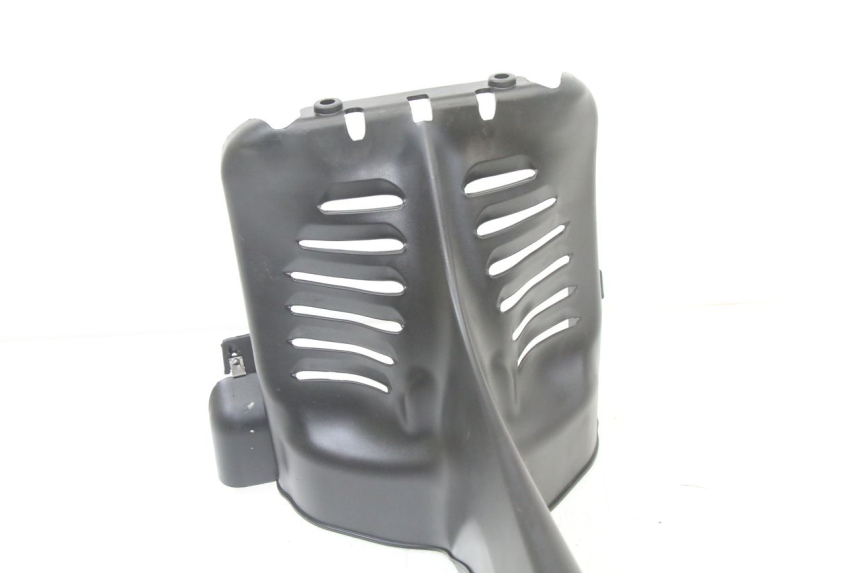 photo de VOORSTE ONDERKAP VERBINDING PIAGGIO MP3 500 (2014 - 2017) - Technische close-up