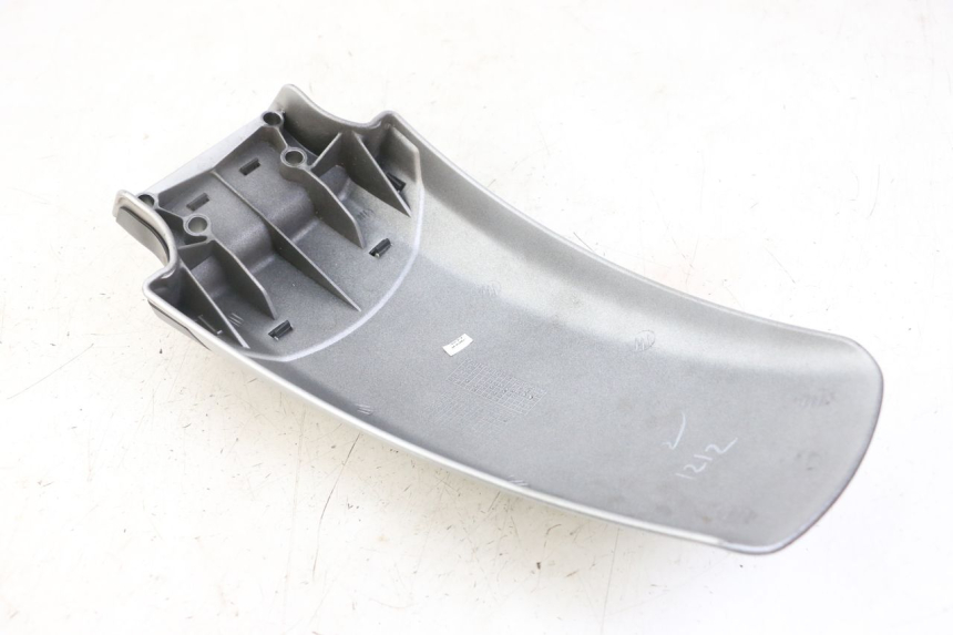 photo de VOORSTE ONDERKAP VERBINDING ROYAL ENFIELD HYMALAYAN 410 (2016 - 2023) - Detail van het onderdeel