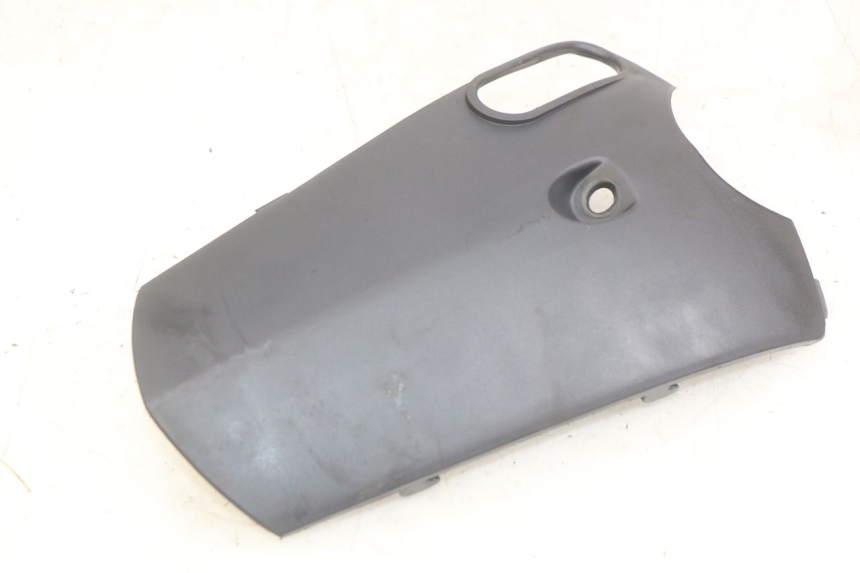 photo de VOORSTE ONDERKAP VERBINDING HONDA SCV LEAD 100 (2003 - 2007) - Hoofdaanzicht