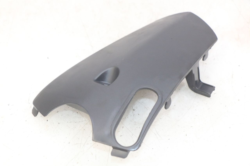 photo de VOORSTE ONDERKAP VERBINDING HONDA SCV LEAD 100 (2003 - 2007) - Zoom op gebruiksstaat