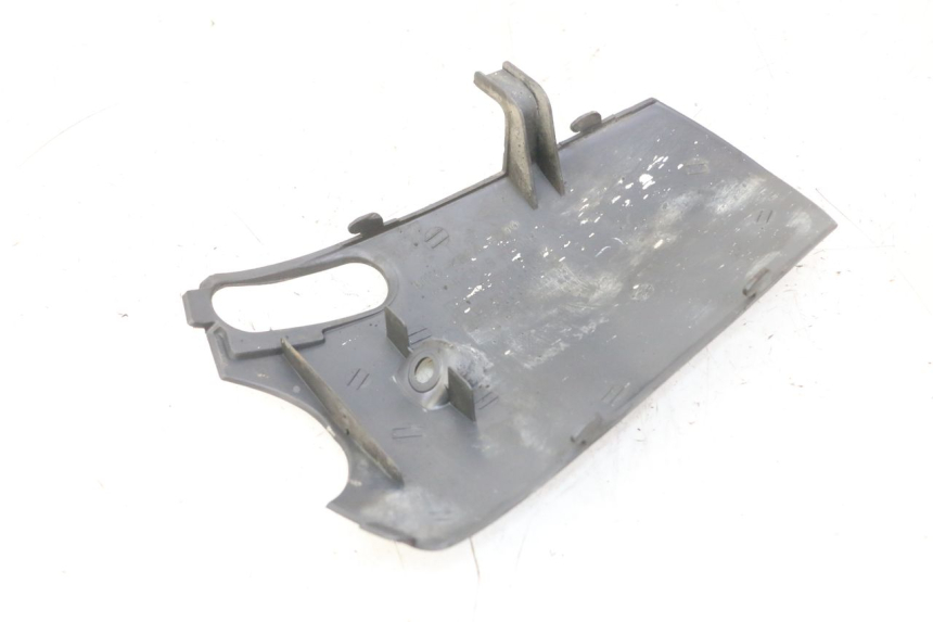 photo de VOORSTE ONDERKAP VERBINDING HONDA SCV LEAD 100 (2003 - 2007) - Zoom op gebruiksstaat