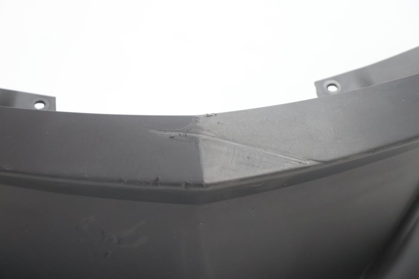 photo de VOORSTE ONDERSTE BEPLATINGSAANSLUITING CAN-AM SPYDER RS 1000 (2008 - 2012) - Detail van het onderdeel