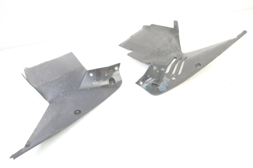photo de VOORSTE ONDERKAP VERBINDING HONDA ST PAN EUROPEAN 1300 (2002 - 2013) - Andere kijkhoek