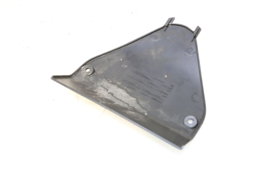photo de VOORSTE ONDERSTE BEPLATINGSAANSLUITING HONDA ST PAN EUROPEAN 1100 (1990 - 2002) - Zoom op gebruiksstaat