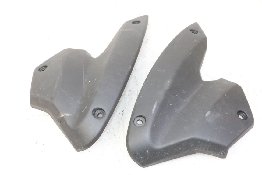 photo de VOORSTE ONDERKAP VERBINDING PEUGEOT STREETZONE I NAKED 2T 50 (2018 - 2020) - Hoofdaanzicht