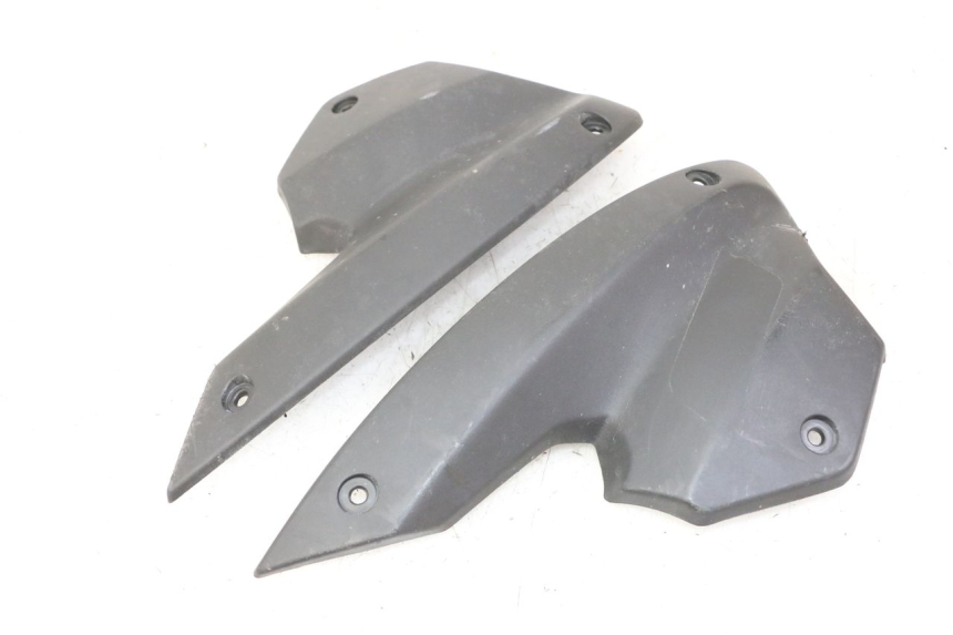 photo de VOORSTE ONDERKAP VERBINDING PEUGEOT STREETZONE I NAKED 2T 50 (2018 - 2020) - Bevestigingspunten