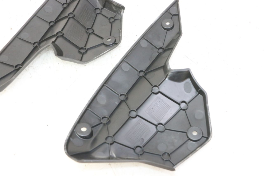 photo de VOORSTE ONDERKAP VERBINDING PEUGEOT STREETZONE I NAKED 2T 50 (2018 - 2020) - Staat van het oppervlak