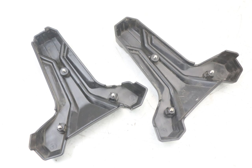 photo de VOORSTE ONDERKAP VERBINDING DUALTRON TOGO PLUS 1 - Bevestigingspunten