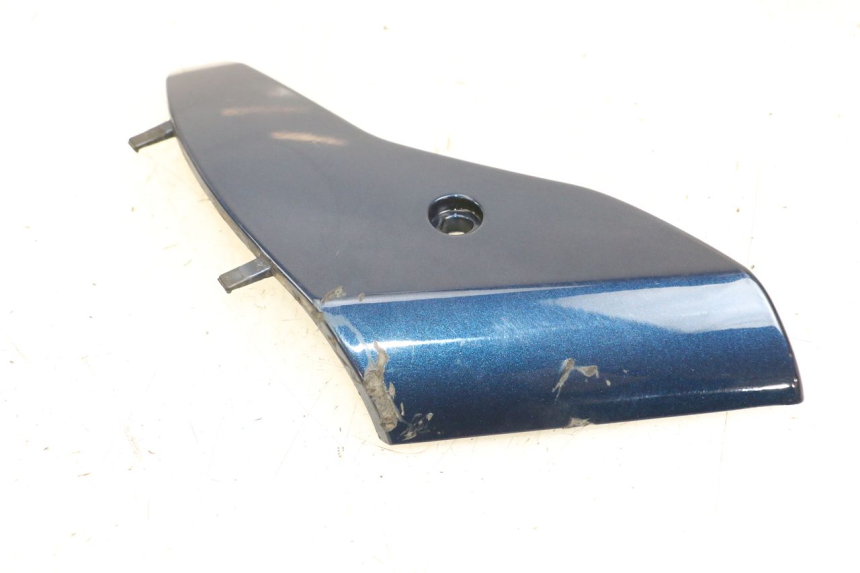 photo de VOORSTE ONDERKAP VERBINDING PIAGGIO VESPA LX 125 (2005 - 2010) - Zoom op gebruiksstaat