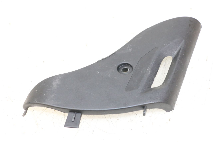 photo de VOORSTE ONDERKAP VERBINDING PIAGGIO VESPA PRIMAVERA 4T 50 (2021 - 2024) - Zoom op gebruiksstaat