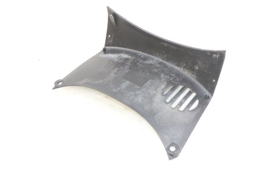 photo de VOORSTE ONDERKAP VERBINDING PIAGGIO XEVO - X EVO 125 (2007 - 2017) - Detail van het onderdeel