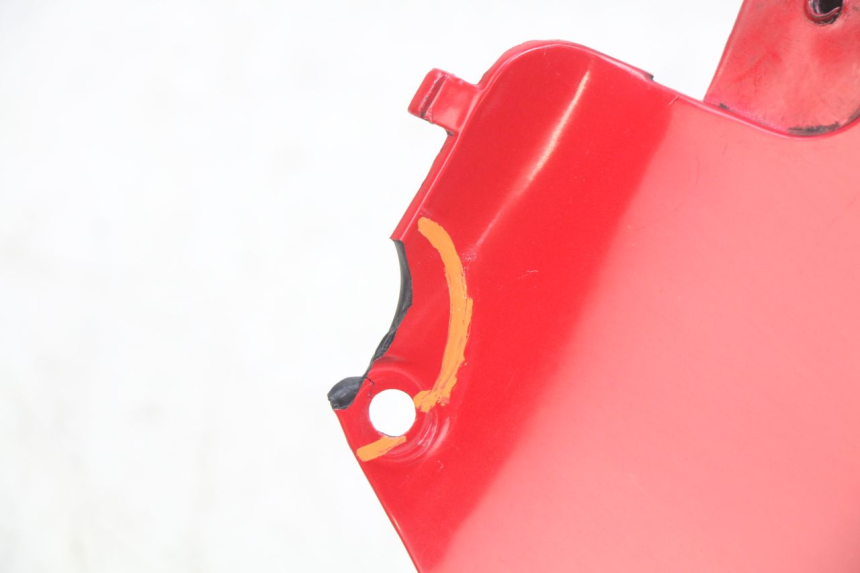 photo de VOORSTE ONDERKAP VERBINDING YAMAHA YZF R THUNDERCAT 600 (1996 - 2003) - Bevestigingspunten